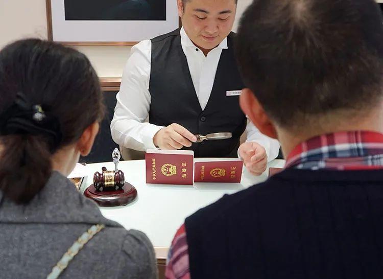 入局新零售、私域月銷400萬(wàn)，60%線上成交只靠1個(gè)爆品！