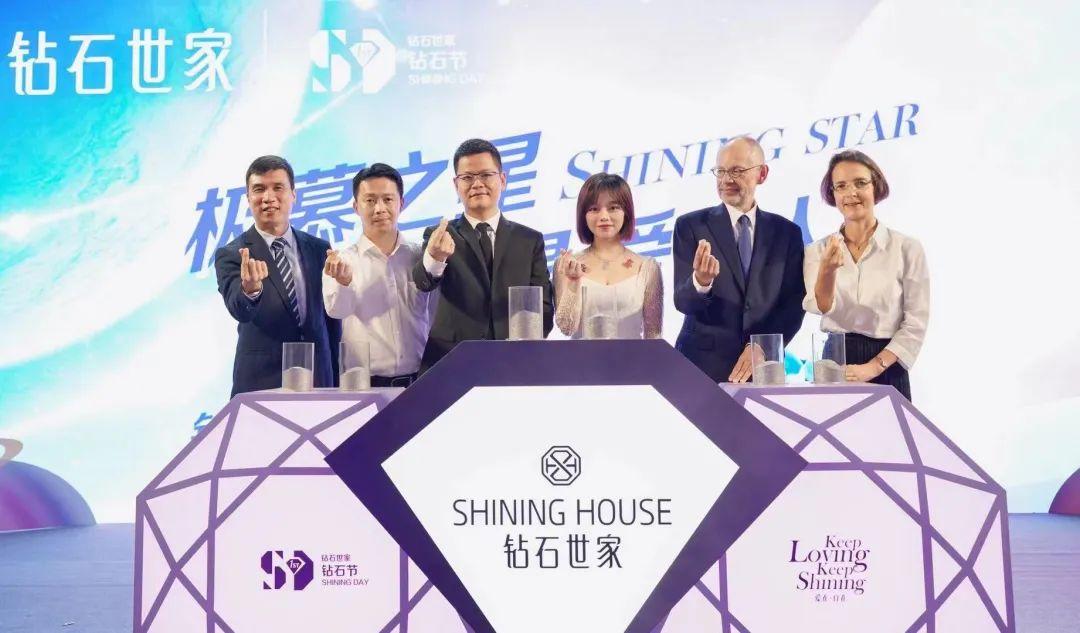 入局新零售、私域月銷400萬(wàn)，60%線上成交只靠1個(gè)爆品！